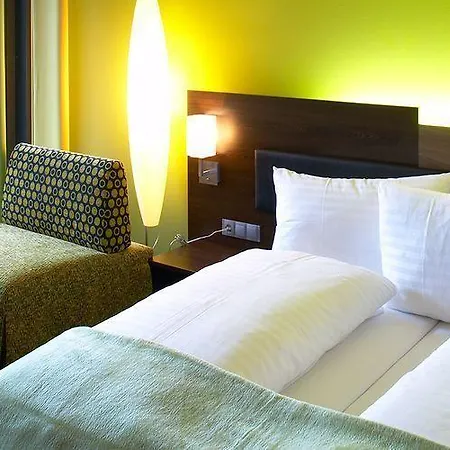 Josl Mountain Lounging - Adults Only!