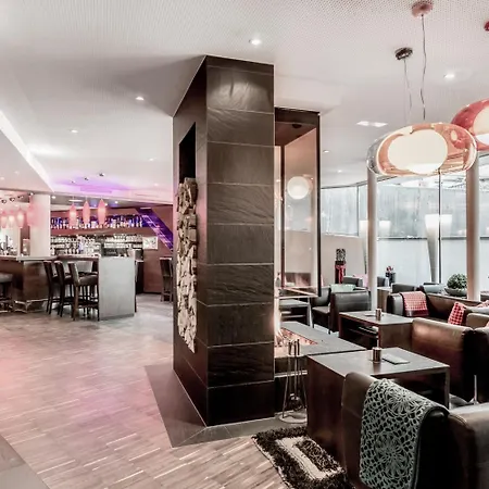 Josl Mountain Lounging - Adults Only!