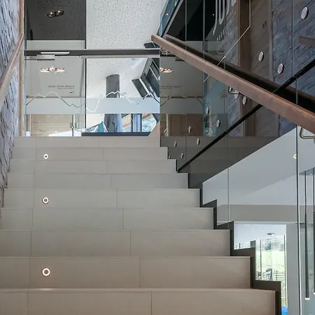 Josl Mountain Lounging - Adults Only! Hotel