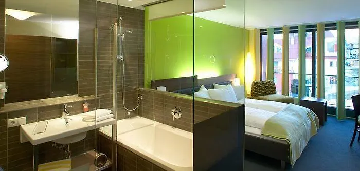 מלון Josl Mountain Lounging - Adults Only!