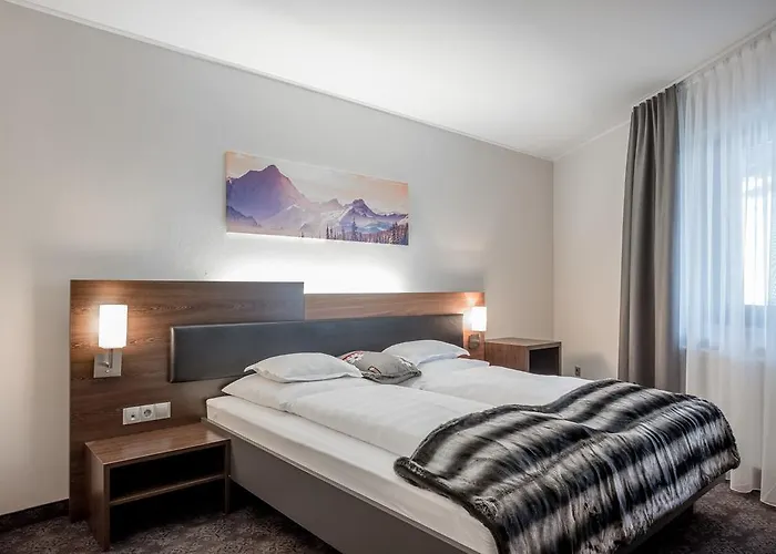 Josl Mountain Lounging - Adults Only! מלון 4*