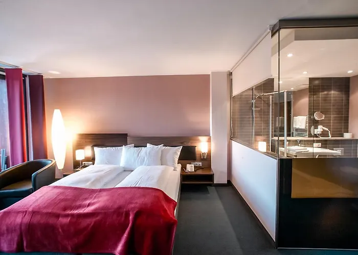 Josl Mountain Lounging - Adults Only!