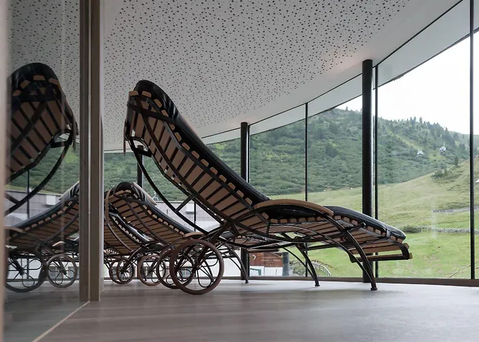 Josl Mountain Lounging - Adults Only! מלון