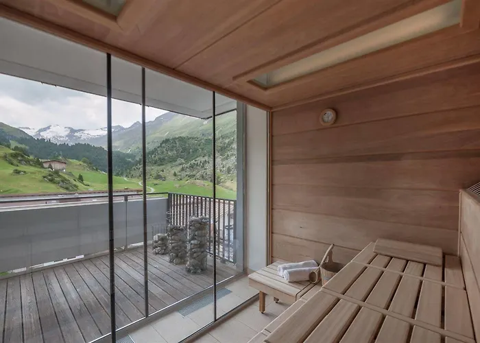 Josl Mountain Lounging - Adults Only! מלון 4*