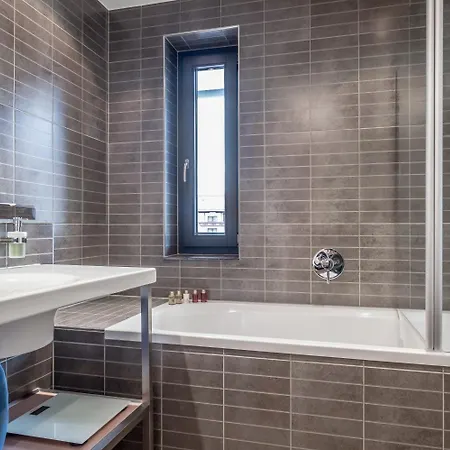 Josl Mountain Lounging - Adults Only!