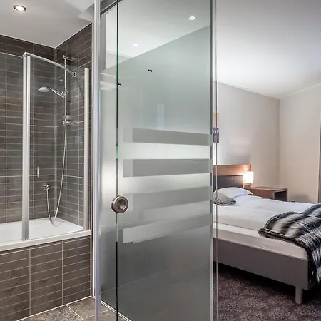 Отель Josl Mountain Lounging - Adults Only!